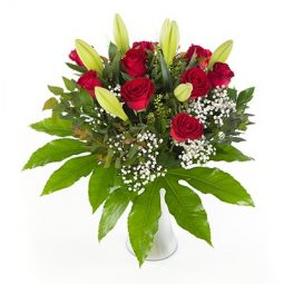 פרחים לבן/בת הזוג לרגעים הרומנטיים - אהבה ממבט ראשון