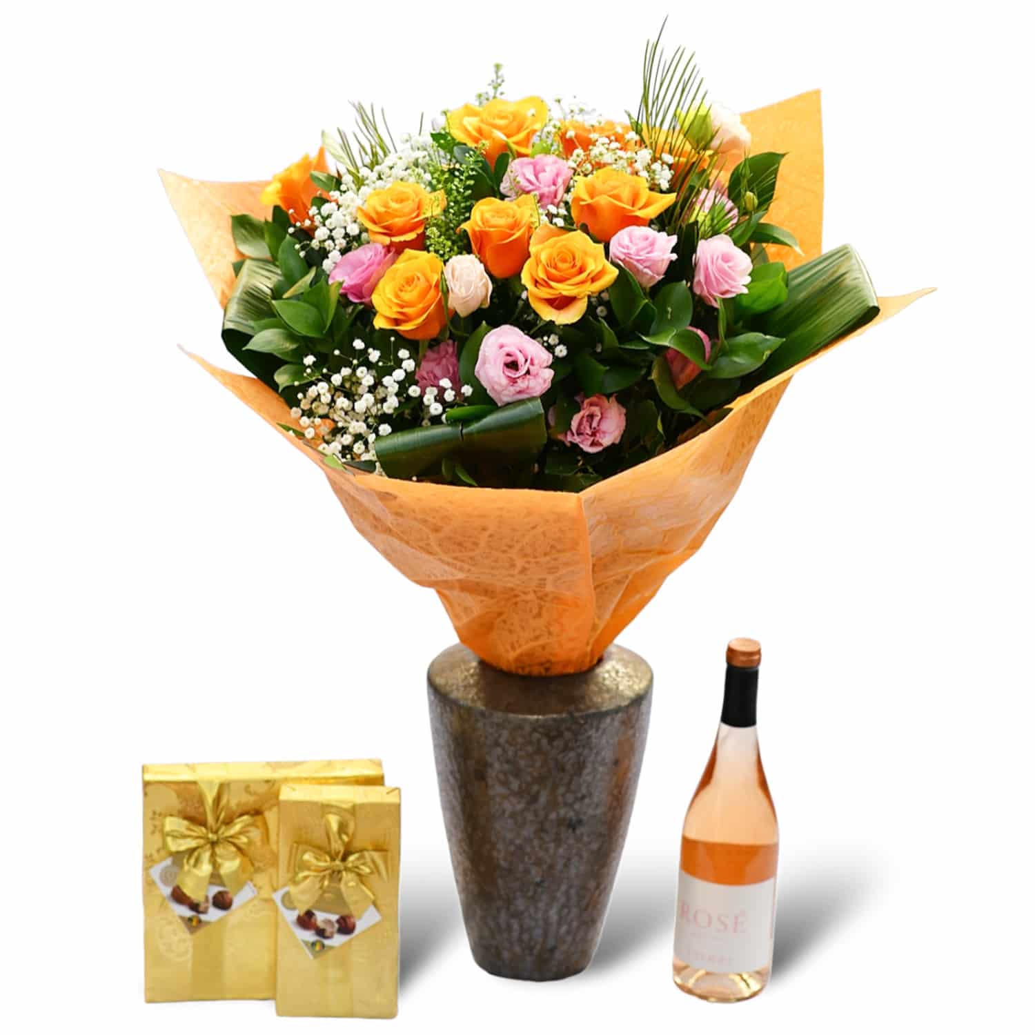 משלוח פרחים - זר רומנטי ועדין בשילוב יין ופרלינים